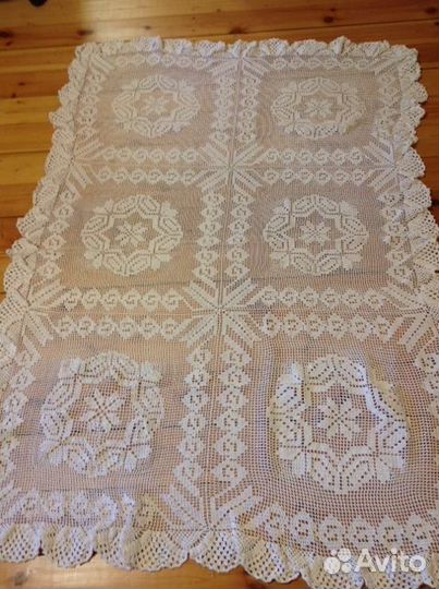 Скатерти на стол. Ковер плюш. Подзор на кровать