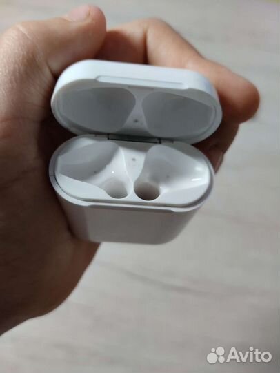 Наушники airpods