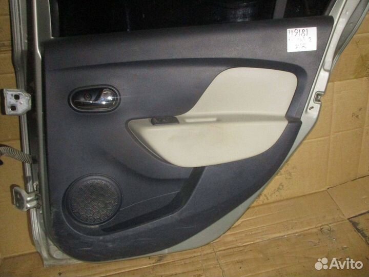 Обшивка двери задней правой Renault Logan 2