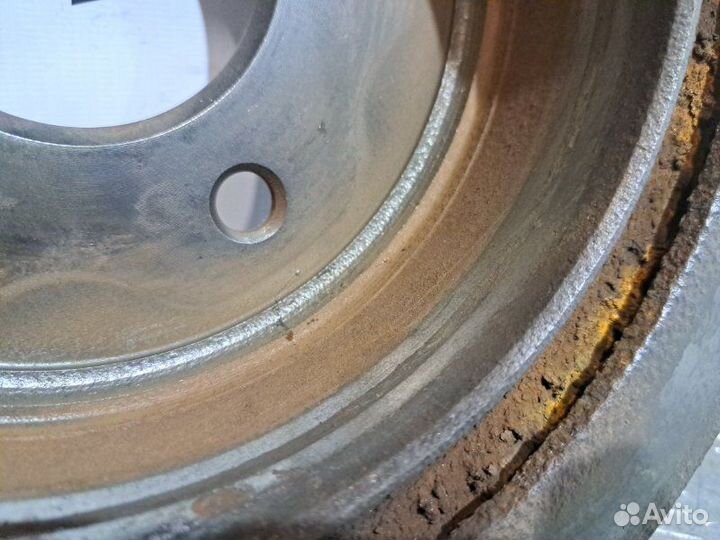 Диск тормозной задний Nissan X-Trail TNT31 2.5