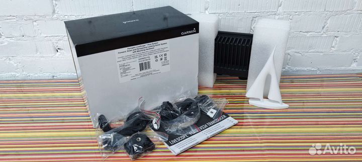 Garmin Panoptix LiveScope Plus LVS34 + GLS10