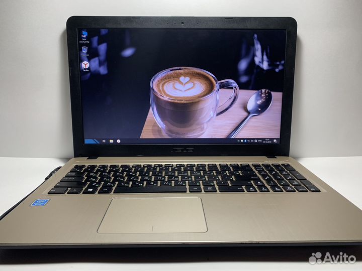 Ноутбук для игр Asus 4ядра/4gb/2видеокарты/ssd