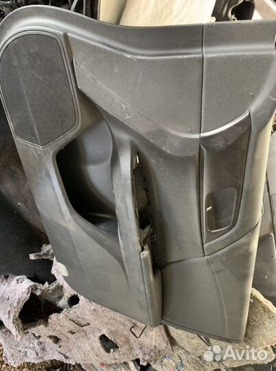 Передняя правая обшивка двери Honda accord 9 cr6-7