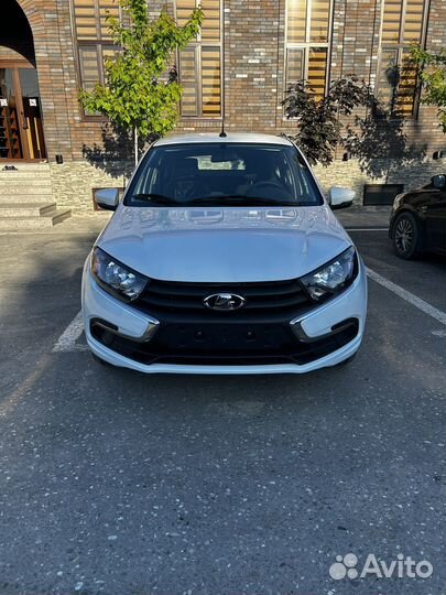 LADA Granta 1.6 МТ, 2023, 199 км