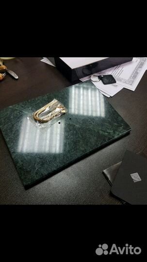 Подставка под перекидной календарь из мрамора