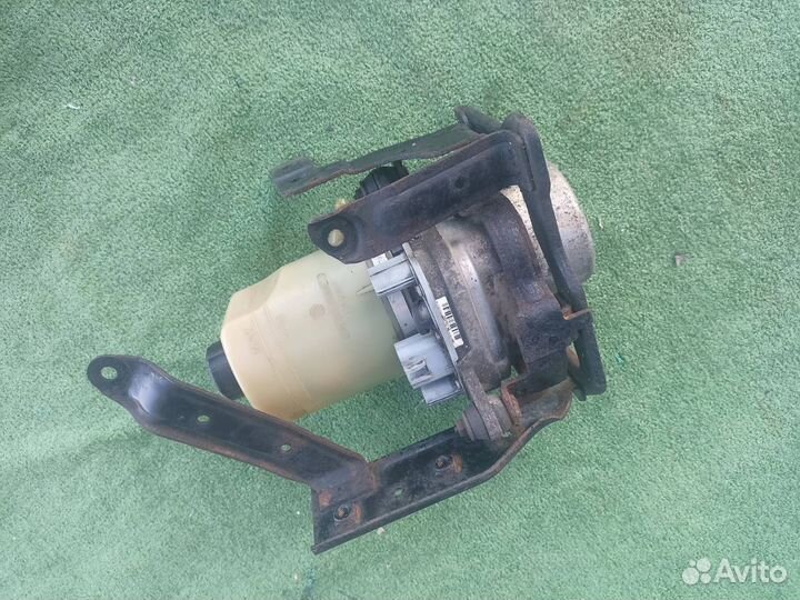 Насос эгур Ford C Max 1.8 2006