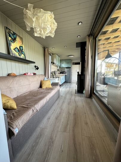 Дом 32 м² на участке 10 сот.