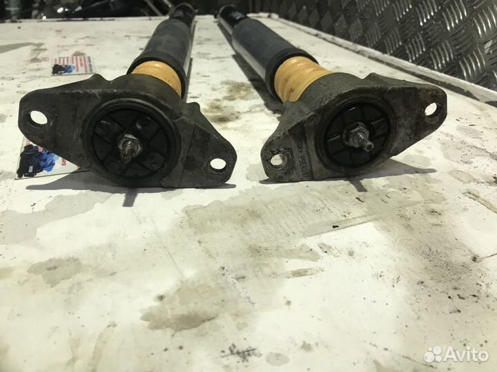 Амортизатор задний Мазда 3 Mazda 3