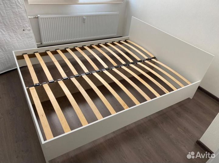 Кровать двухспальная