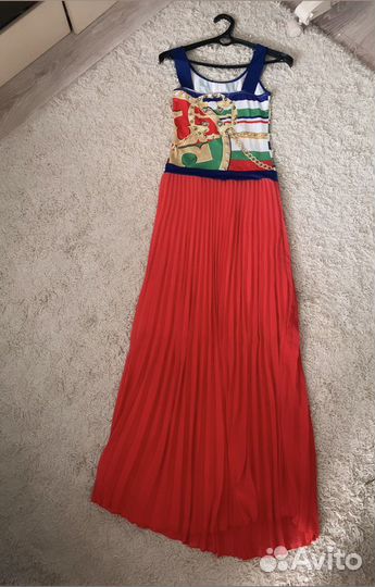 Платье