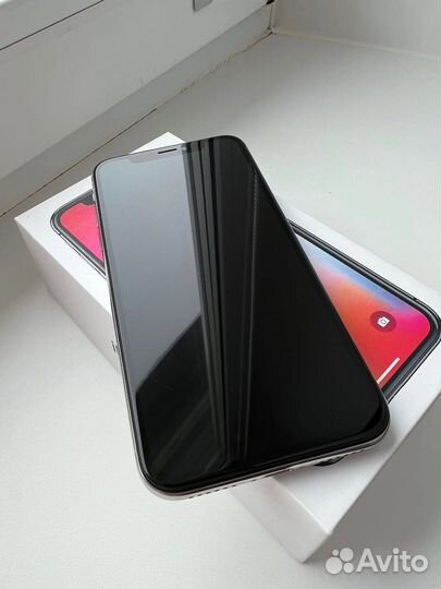 iPhone X, 64 ГБ