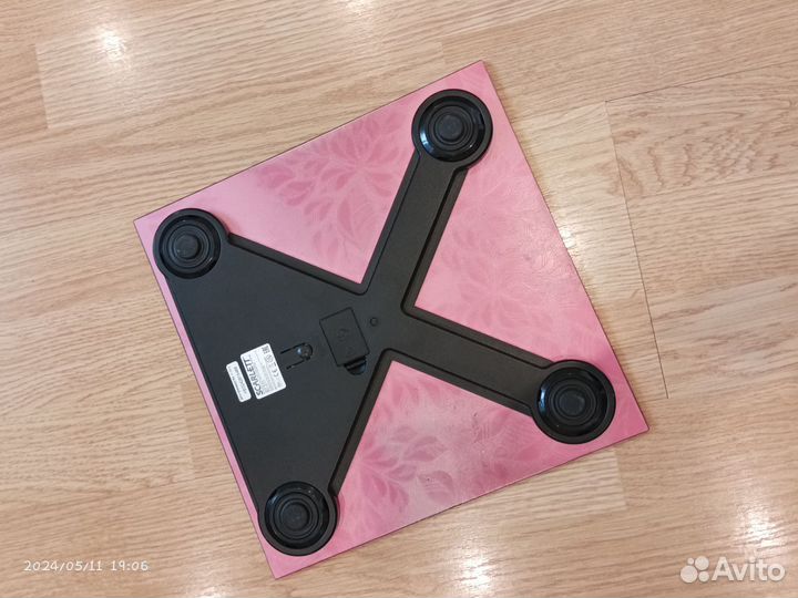 Весы напольные электронные