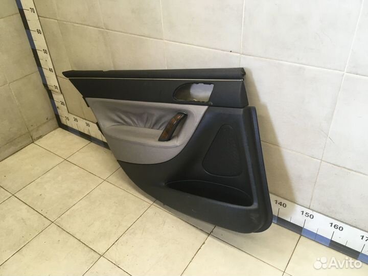 Обшивка двери задней левой 607 2000-2010