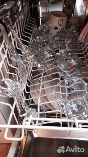 Профессиональная установка посудомоечных машин