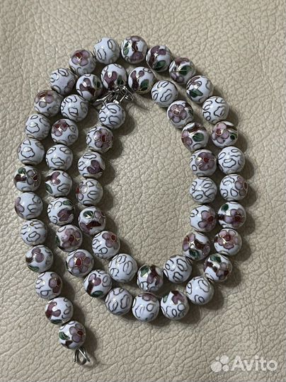 Бусы Клуазоне