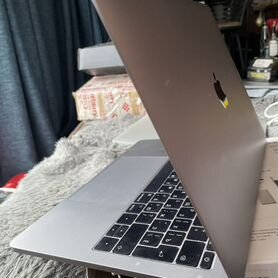 Apple MacBook Pro 13 2018