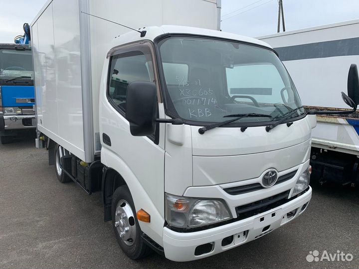 Toyota Dyna, 2016