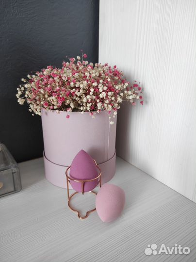 Спонжи и подставка по них