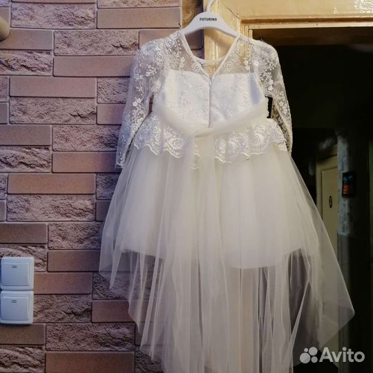Нарядное платье