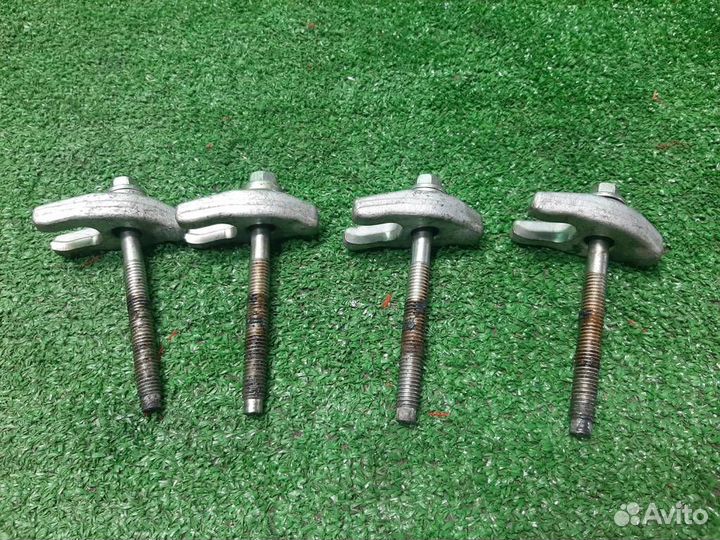 Крепление топливной форсунки Nissan X-Trail T31 2