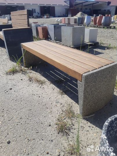 Бетонные скамейки на заказ и в наличии