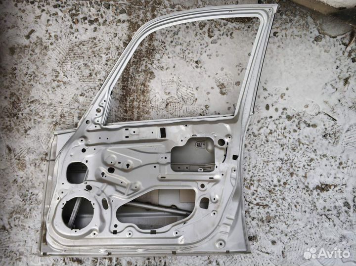 Дверь Suzuki SX4 правая передняя Сузуки SX 4 2013