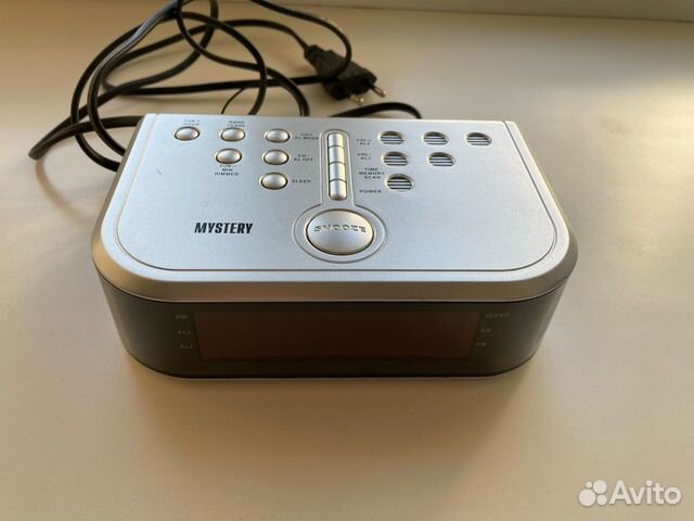 Электронные часы c радио