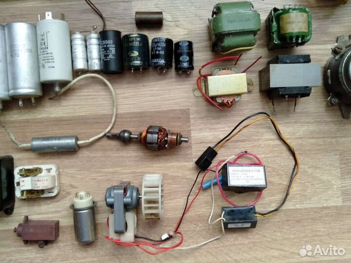 Конденсаторы,реле,трансформаторы