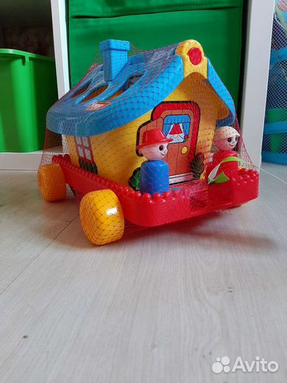 Каталка Полесье Садовый домик на колесах