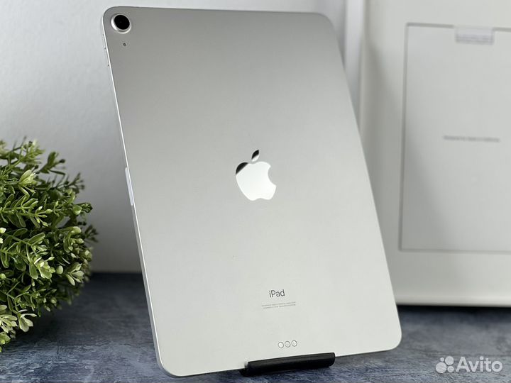 iPad Air 4 64Gb WiFi с Коробкой и Зарядным