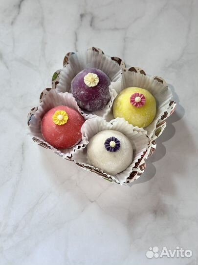 Японский десерт моти