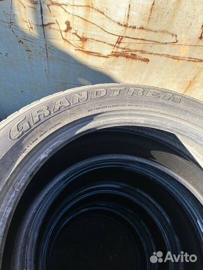 Dunlop Grandtrek PT2A 285/50 R20 112V