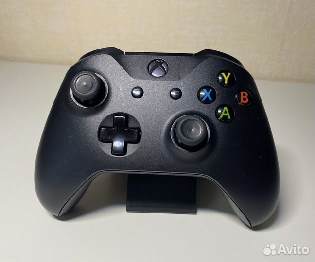 Xbox One S геймпад (джойстик ) rev. 1708