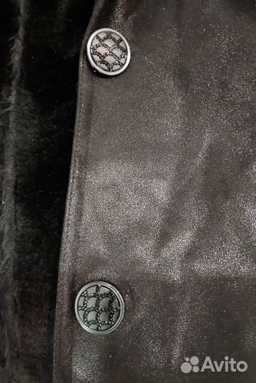 Дубленка Ostrich жен., на 48-50 р