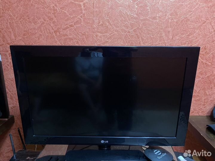 Телевизор бу lg 32