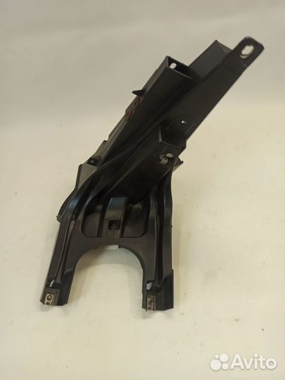 Кронштейн крыла передний правый BMW X5 E70