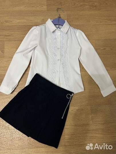 Блузка с юбкой