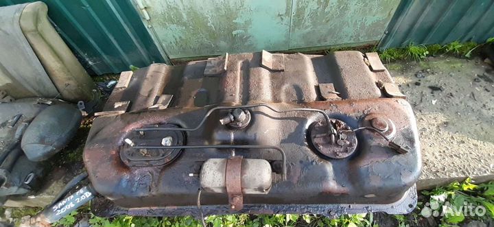 Бензобак Hyundai Santa Fe 2.0 crdi 2008