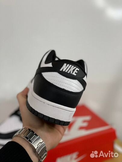 Кроссовки Nike SB Dunk Low