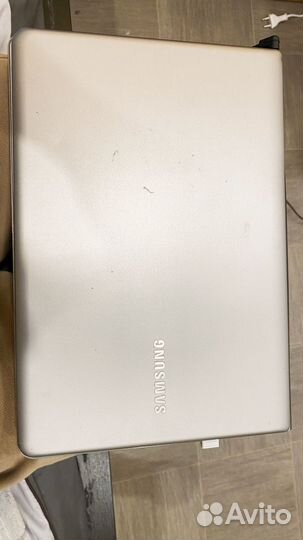 Ноутбук samsung