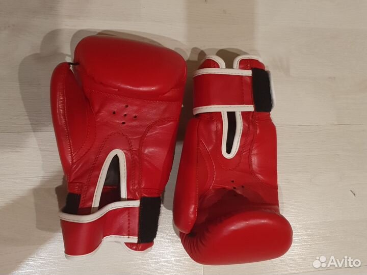 Продам боксерские перчатки размер 6