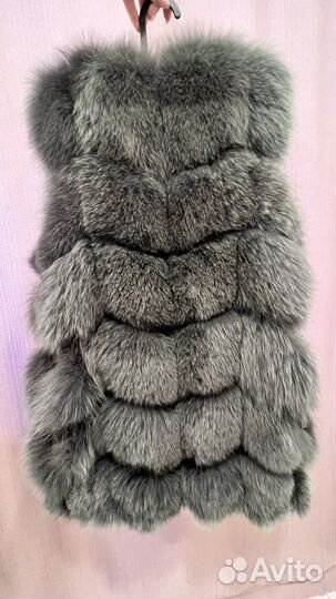 Меховая жилетка