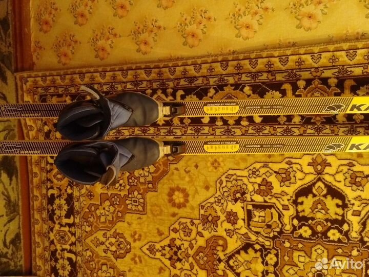 Лыжи и лыжные палки