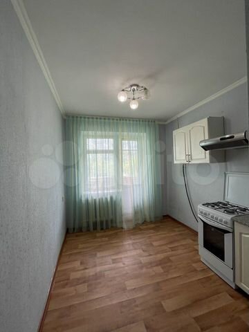 2-к. квартира, 49 м², 1/5 эт.