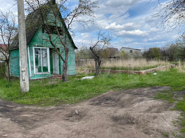 Дача 30 м² на участке 10 сот.