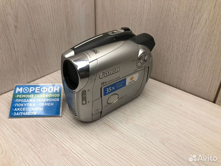 С) Видеокамера Canon DC211 (на запчасти)