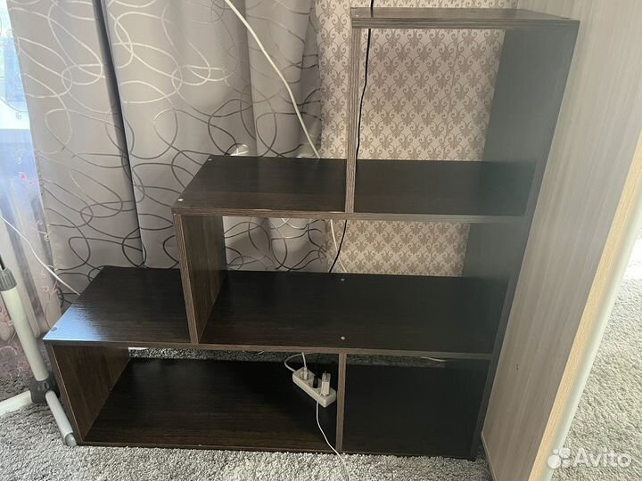 Стеллаж деревянный