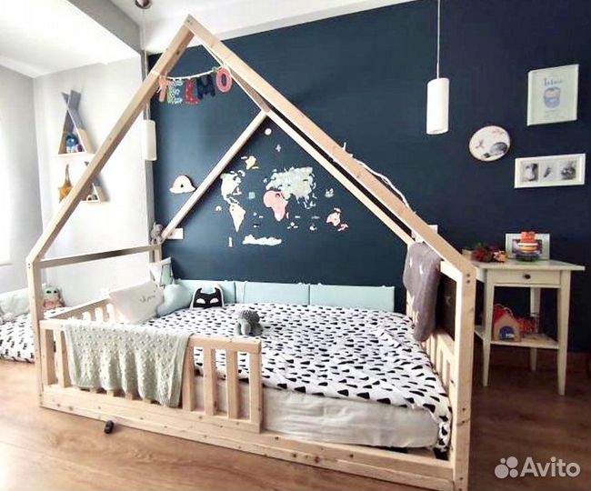 Детская кровать домик