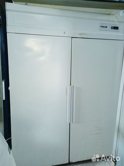 Холодильный шкаф