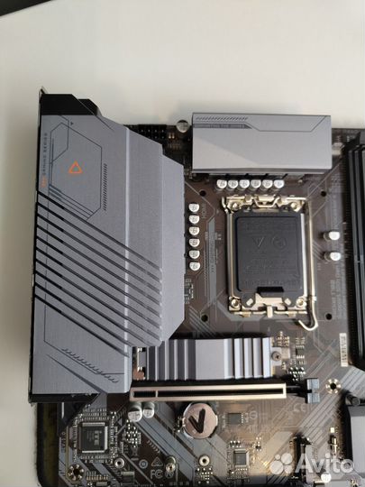 Gigabyte B660M gaming X DDR4 / материнская плата